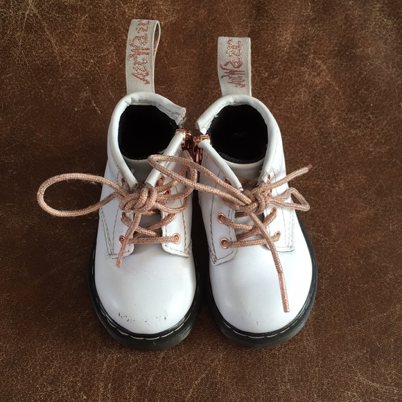 white rose gold dr martens